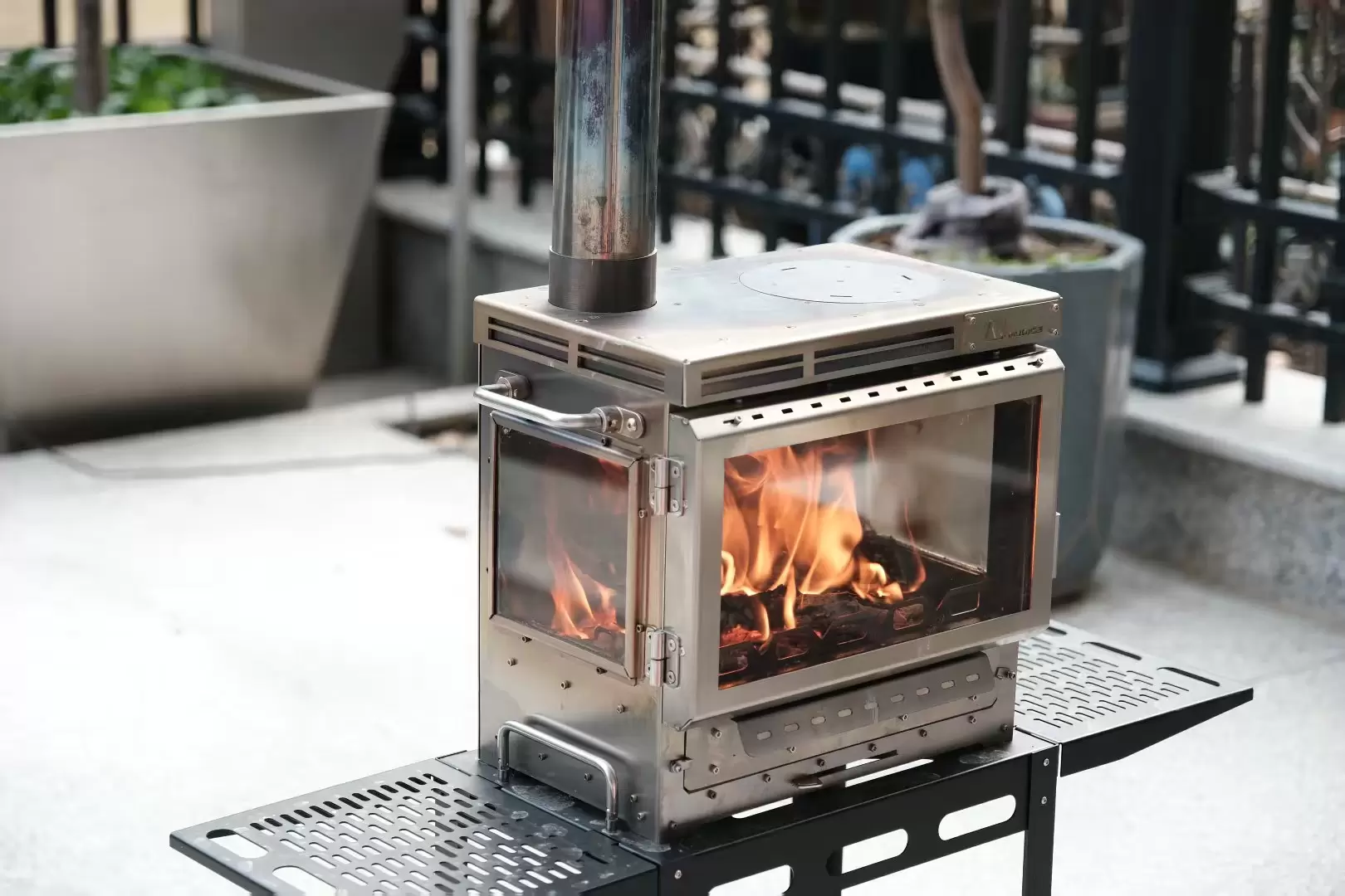 Forno a tenda a combustione statica adattiva multi-scena