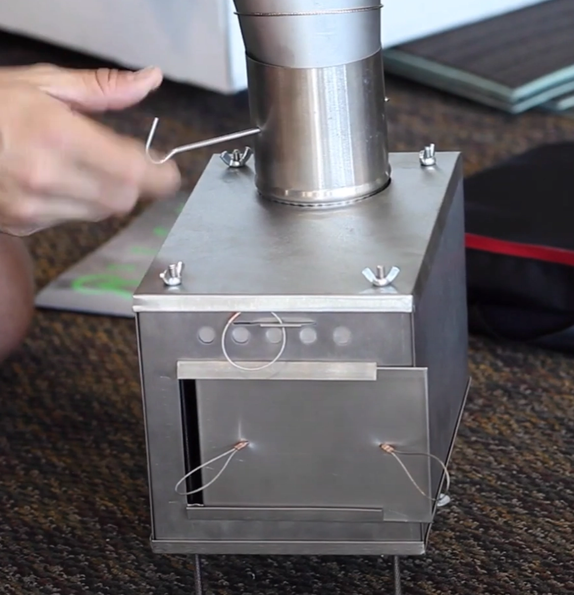 I migliori fornelli da campeggio per escursioni con zaino in spalla in climi freddi del 2025